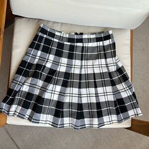 Black and white plaid school girl skirt pleated